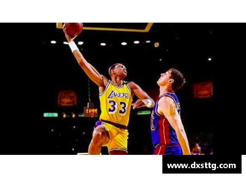 彩神v8官网NBA篮球巨星们的全方位展示与比拼 - 副本